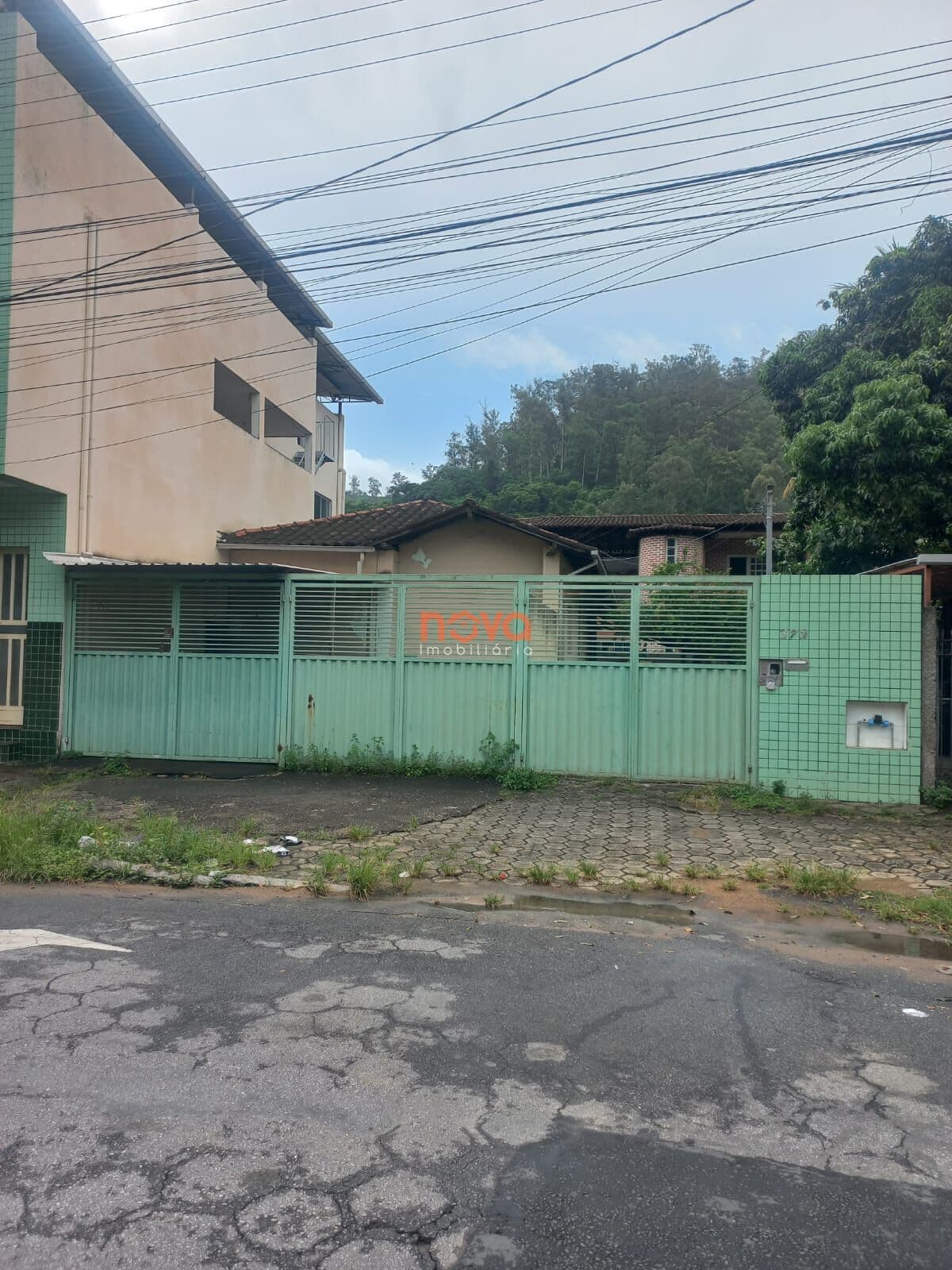 Casa em Timóteo - Bromélias