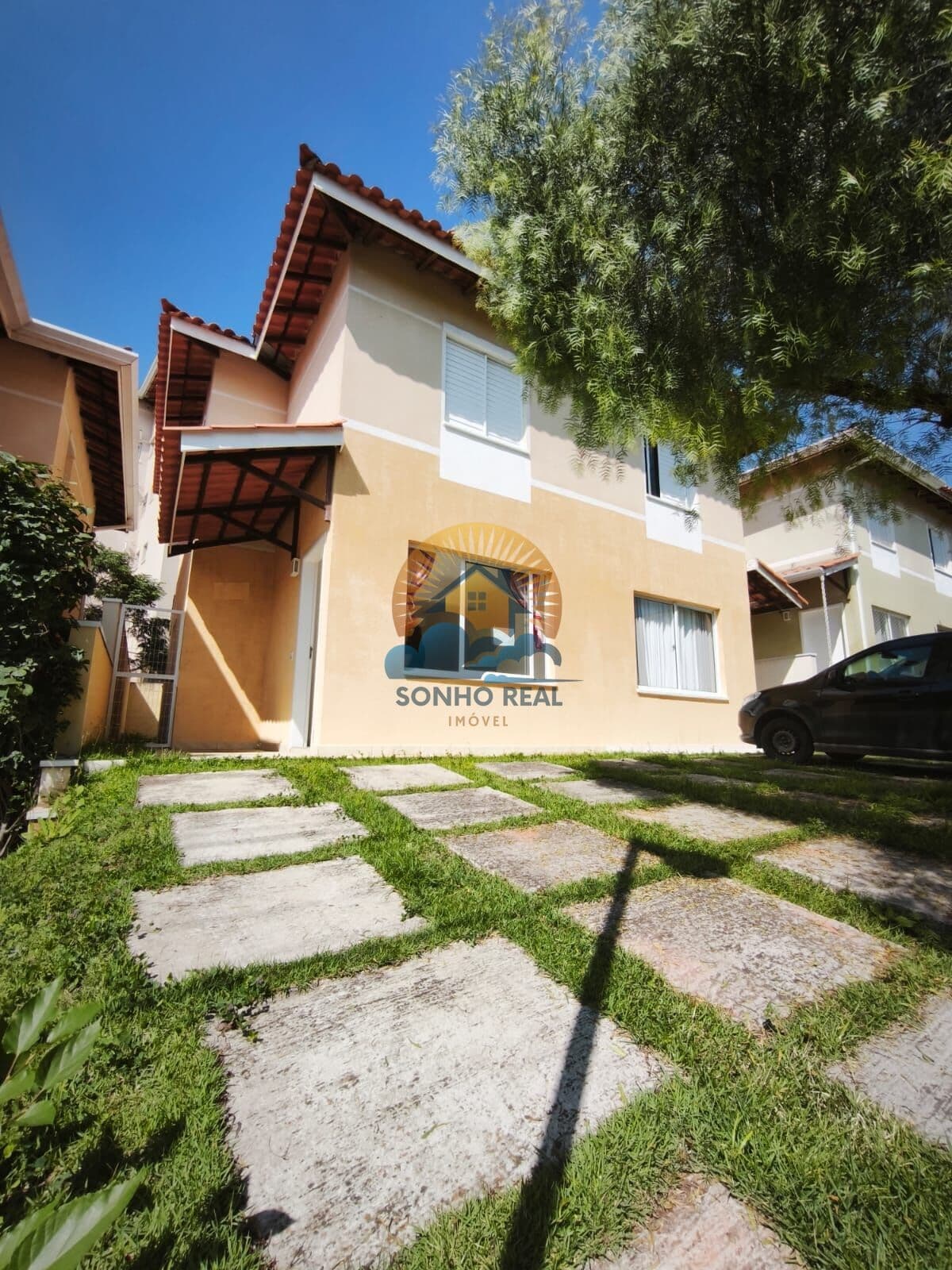 Casa em Condomínio em Jardim Petrópolis, Cotia/SP