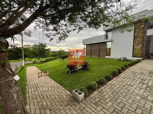Casa de Condomínio em Taubaté - Chácara São Félix