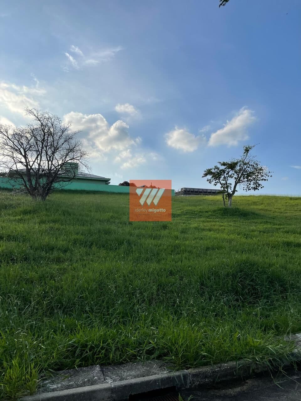 Terreno em Condomínio para Venda em Chácara São Félix Taubaté-SP