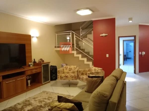 Casa Sobrado para Venda em Jardim Maria Augusta Taubaté-SP