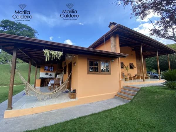Casa à venda em Esmeraldas/MG
