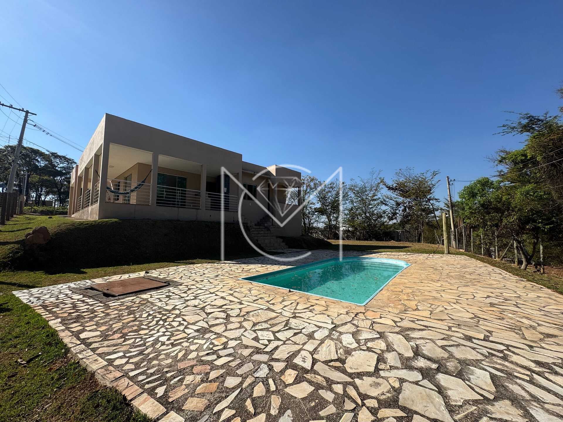 Casa à venda em Esmeraldas/MG