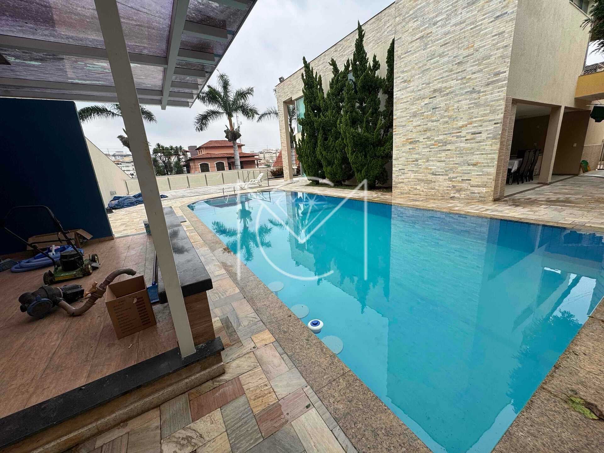 Casa à venda em Contagem/MG