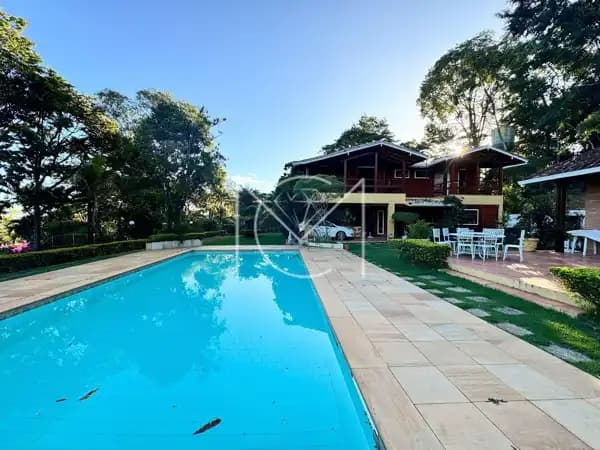 Casa à venda em Esmeraldas/MG