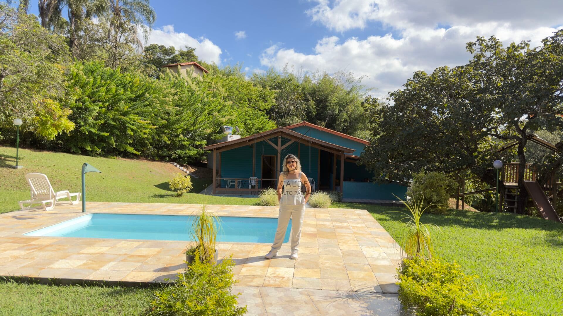 🌿 Seu refúgio dos sonhos em Esmeraldas!