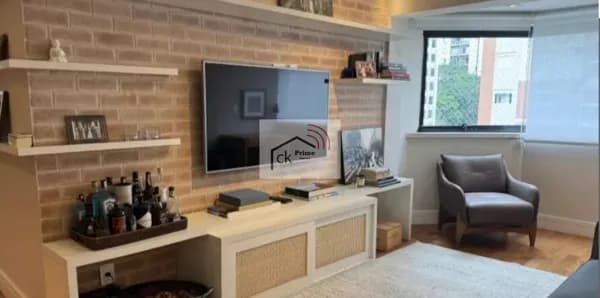 Apartamento na Rua Helena