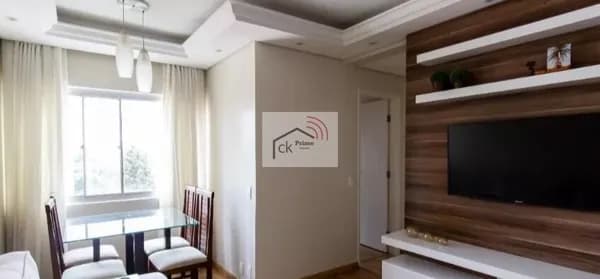 Apartamento com 2 dormitórios em Moema