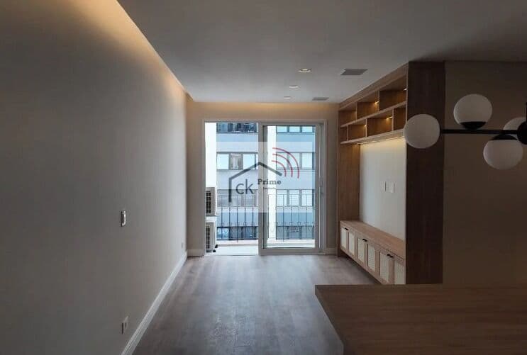 Apartamento Moema com 82m2 reformado