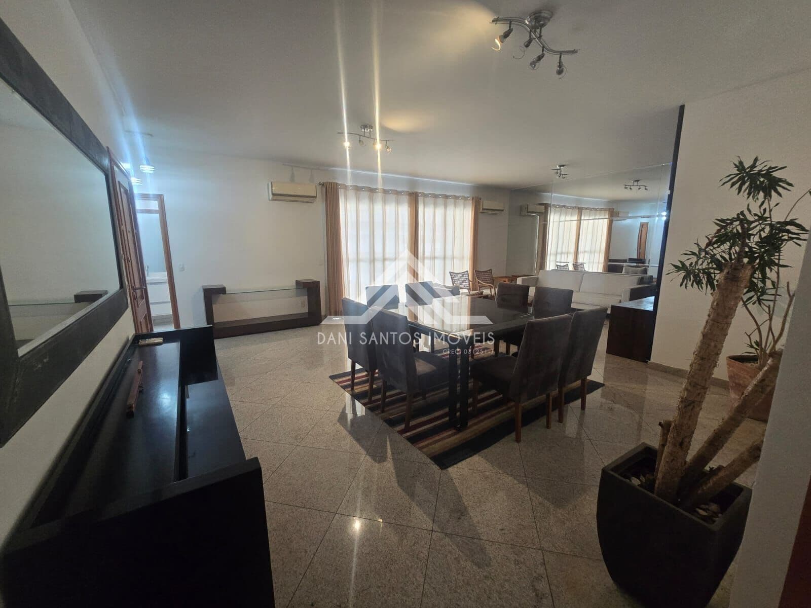 Apartamento 4 Suítes Alto Padrão
