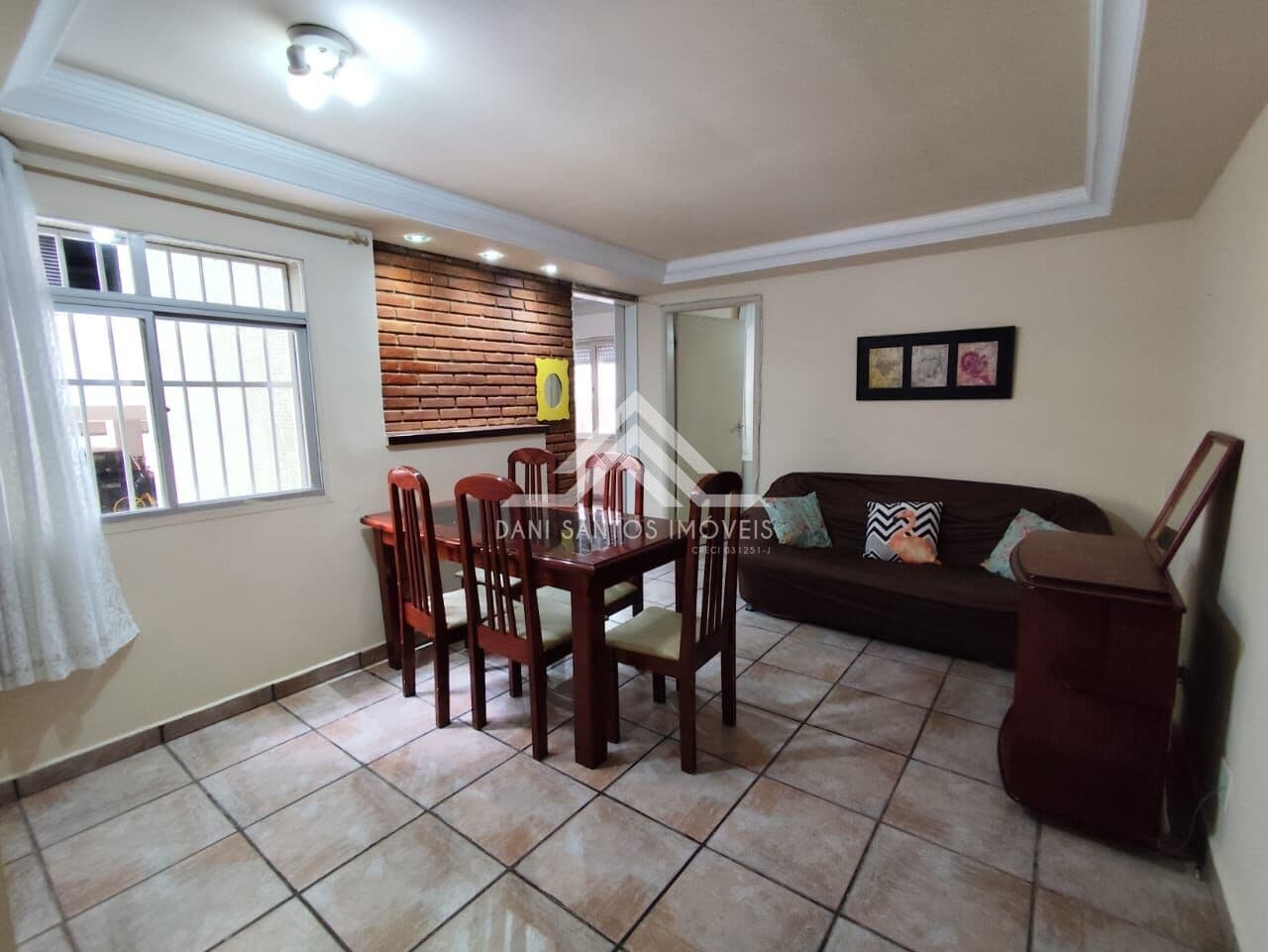Apartamento dois dormitórios