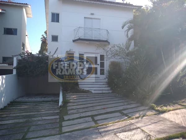 Casa Sobrado para Venda em Vila Oliveira Mogi das Cruzes-SP