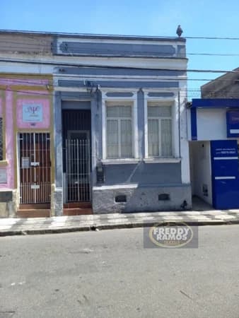 Casa Padrão para Venda em Centro Mogi das Cruzes-SP