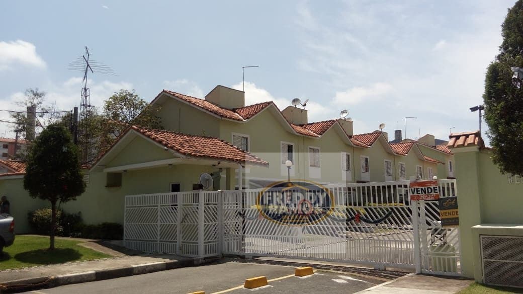 Sobrado em Condomínio para Venda em Jardim Bela Vista Mogi das Cruzes-SP