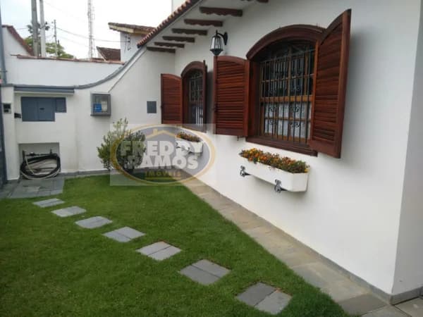 Casa Térrea para Venda em Cézar de Souza Mogi das Cruzes-SP