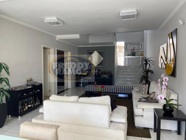 Casa Sobrado para Venda em Vila Oliveira Mogi das Cruzes-SP