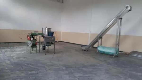 Pavilhão/Galpão Industrial à venda no bairro Vila Moraes em Mogi das Cruzes, com 474m²