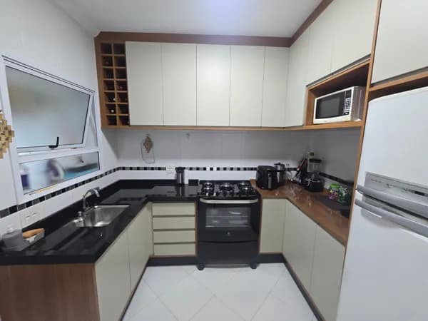 Apartamento à venda em Jardim Armênia, Mogi das Cruzes/SP. Imóvel com 3 quartos e 2 vagas