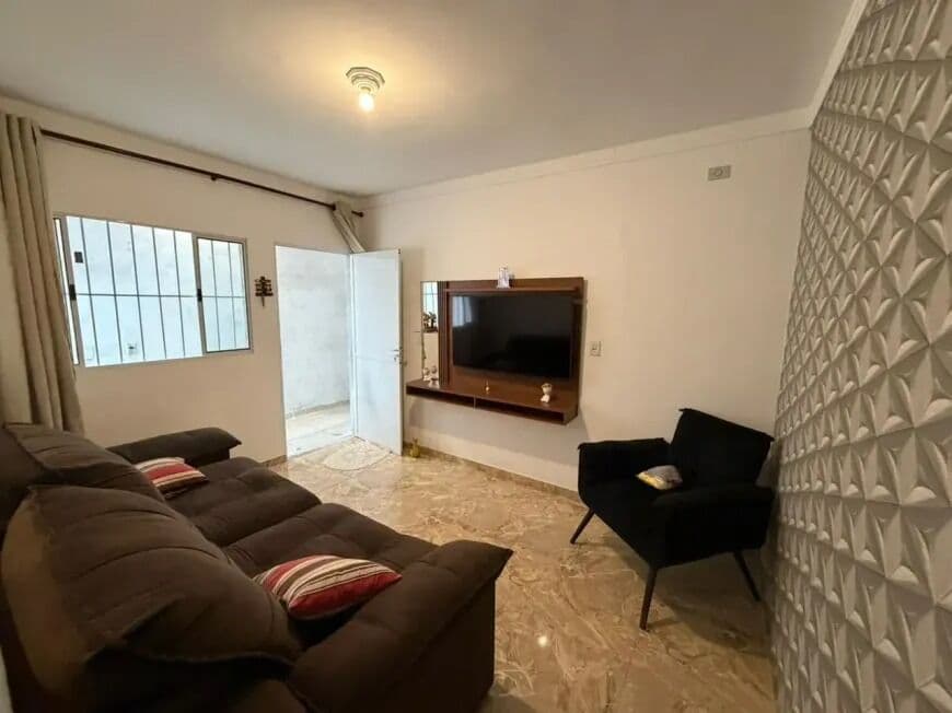 Casa com 1 Quarto para alugar, 130m² - Vila Suíssa