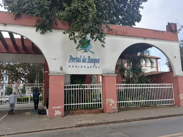 Apartamento térreo com 2 dormitórios à venda no Residencial do Bosque em Mogi das Cruzes