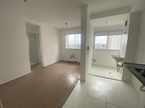 More a 5 Minutos da Estação Brás Cubas – Aconchegante Apartamento à Venda