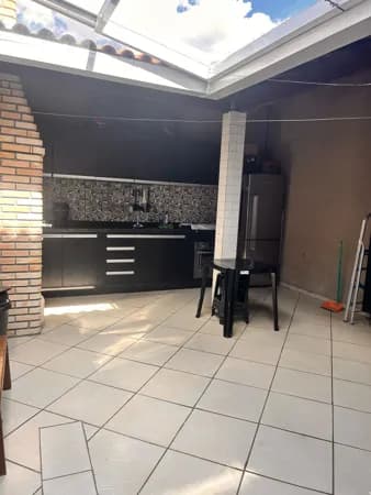 Sobrado à venda no bairro Vila Nova Cintra em Mogi das Cruzes, SP, 127 mt², com 3 dormitórios, sendo 1 suíte