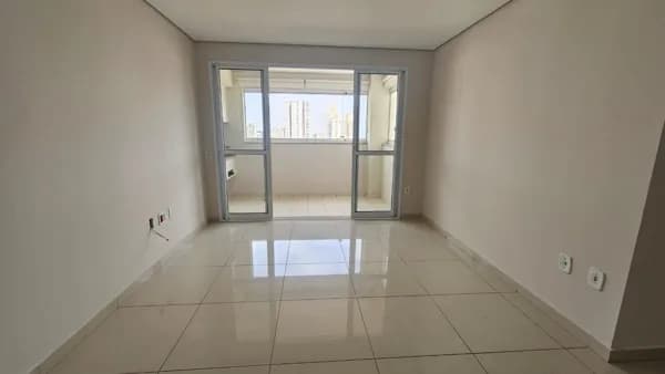Apartamento com 4 Quartos e 3 banheiros à Venda, 110 m² por R$ 1.100.000