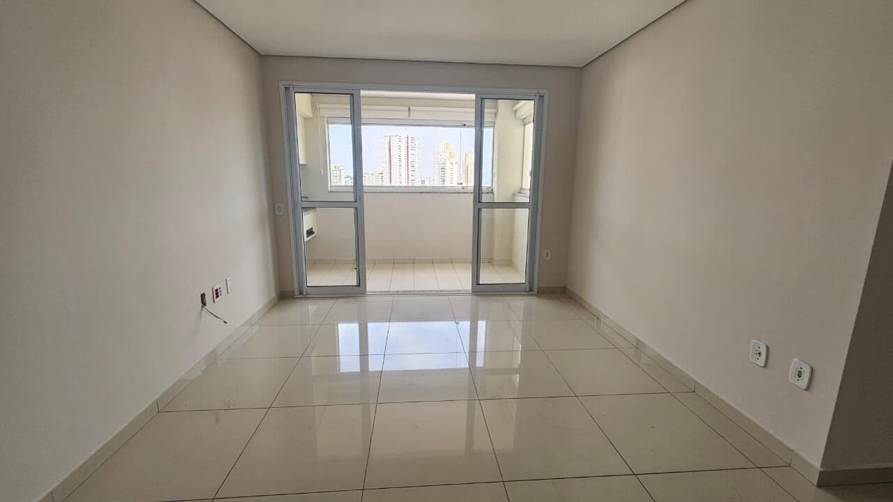 Apartamento com 4 Quartos e 3 banheiros à Venda, 110 m² por R$ 1.100.000