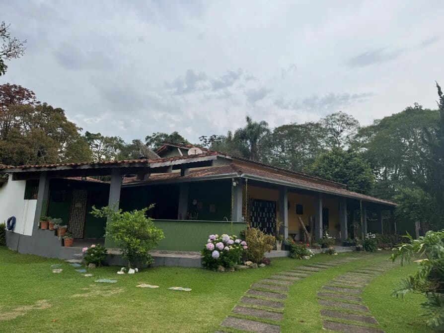 Fazenda/Sítios/Chácaras em Mogi das Cruzes - Biritiba Ussu