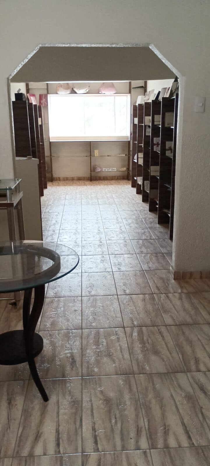 Ponto Comercial à venda no bairro Alto Ipiranga, próximo à Mesquita, com 200MT2 de área total e 3 salas.