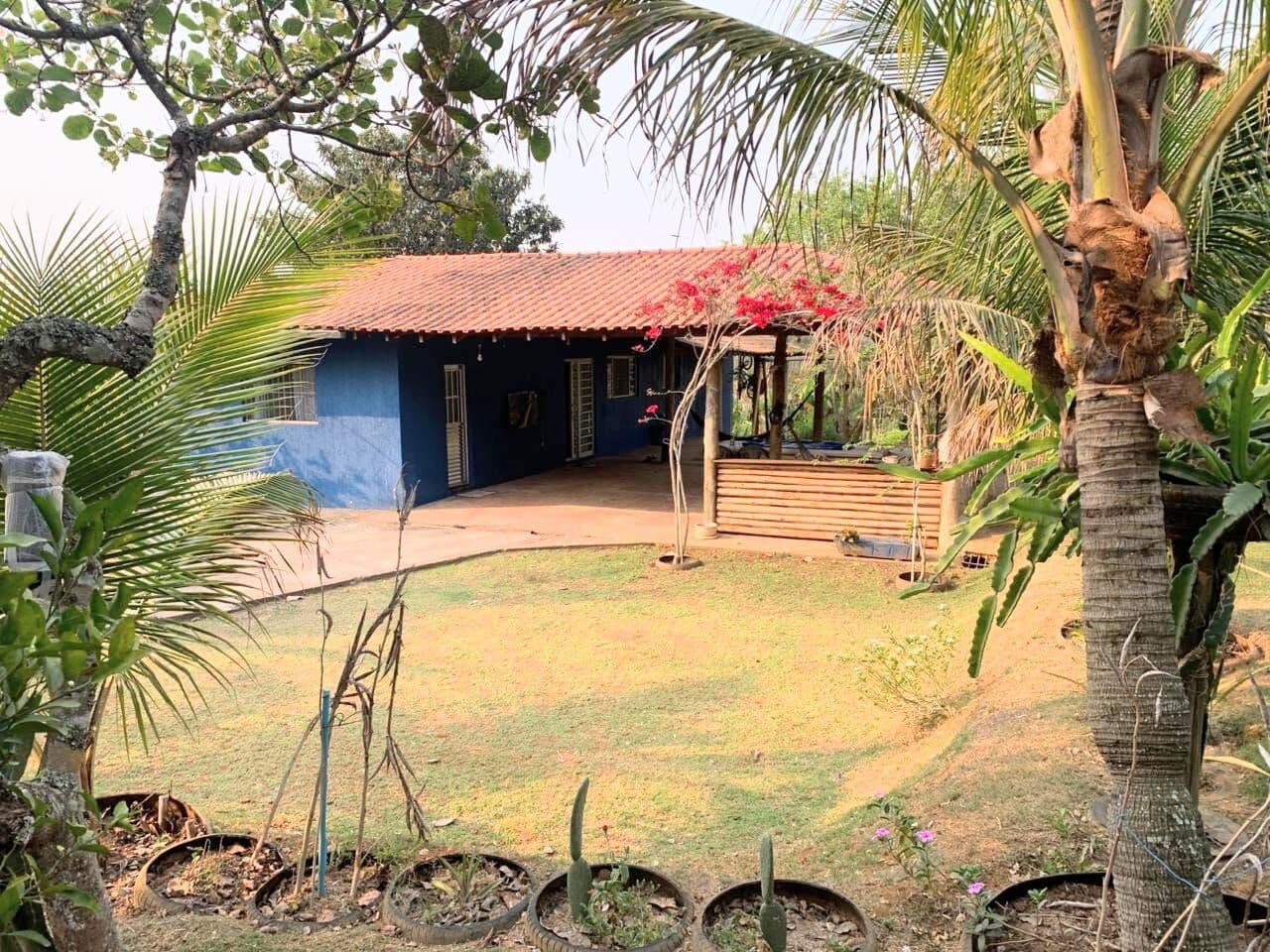 Sítio à venda no Parque das Varinhas em Mogi das Cruzes, SP, com 2 dormitórios, sendo 1 suíte.