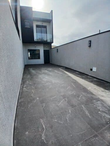 Sobrado para venda com 2 quartos sendo 1 suíte em Centro, Mogi das Cruzes/SP