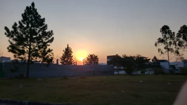 Oportunidade Terreno de Esquina à venda no Condomínio Granja Anita em Mogi das Cruzes, SP com 358,82 m²