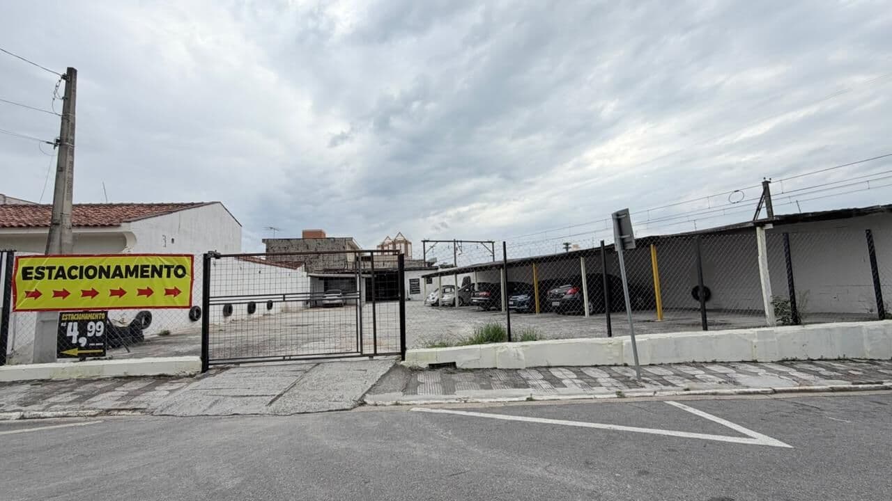 Terreno Comercial no Centro de Mogi das Cruzes | 458m² com Renda Imediata (R$ 5.000/mês)
