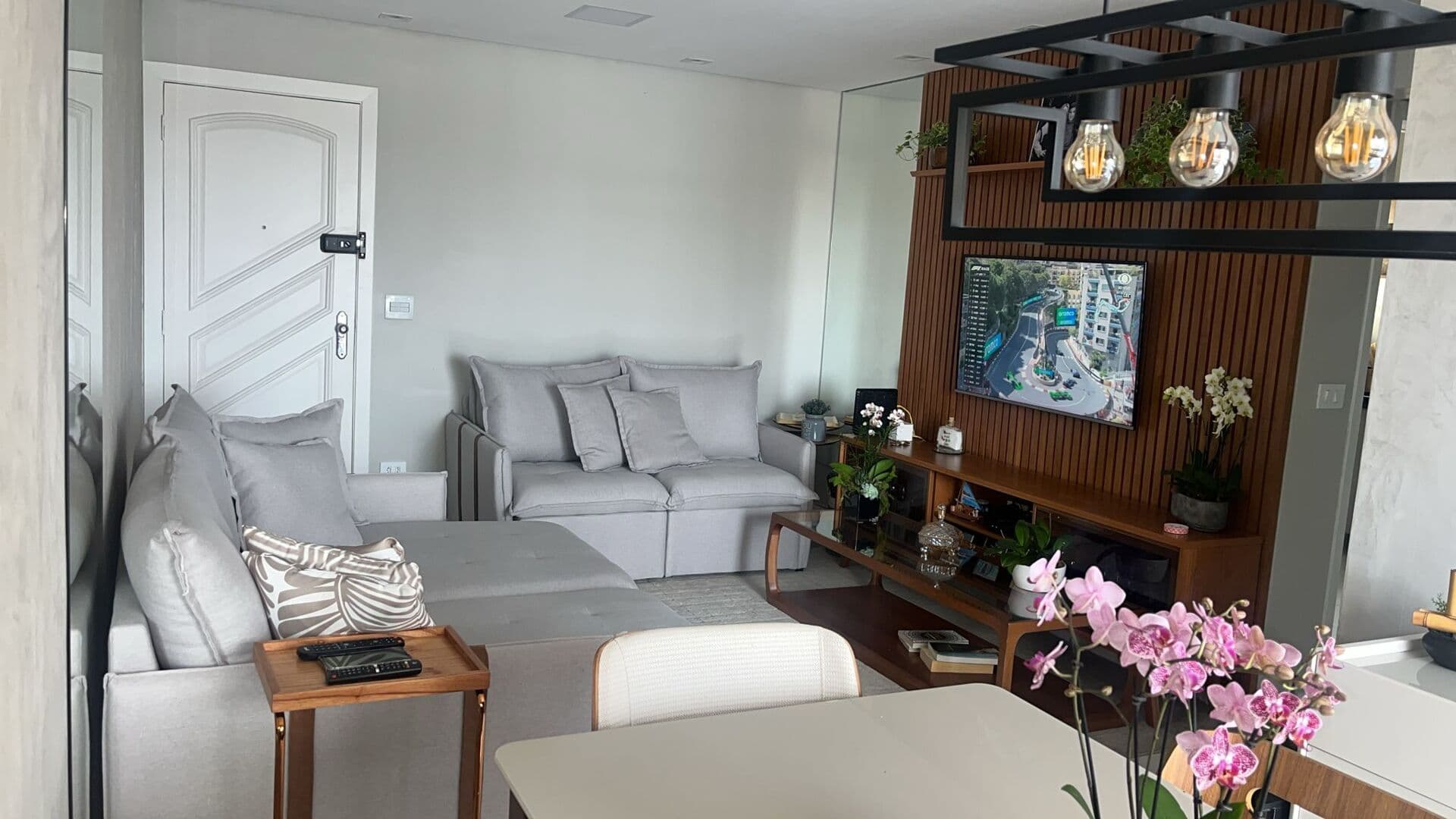 Apartamento para venda com 89 m², 3 quartos sendo 1 suíte e 2 vagas, Loteamento Mogilar, Mogi das Cruzes, SP