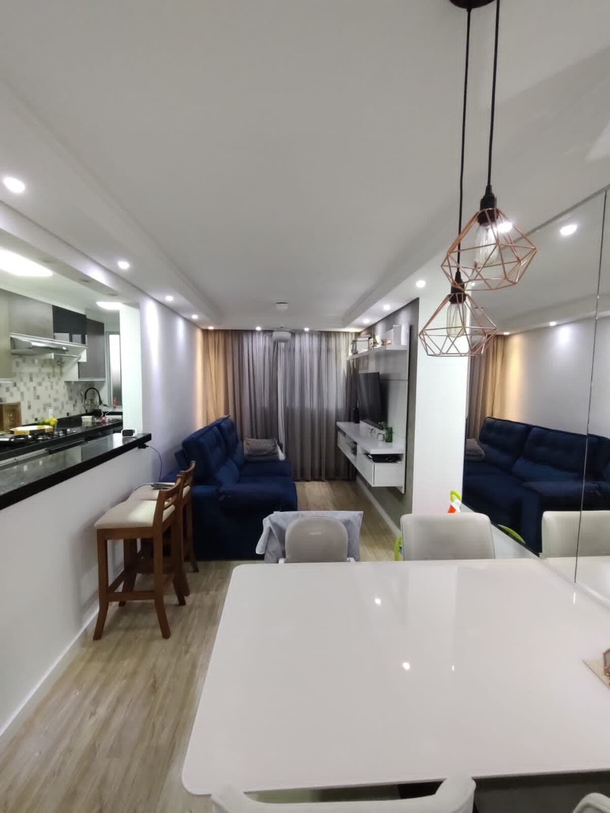 Apartamento para venda com 2 quartos sendo 1 suíte e 1 vaga, Vila Mogilar, Mogi das Cruzes, São Paulo.