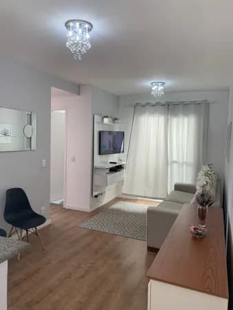 Apartamento à venda no Condomínio Vila Ceres, no bairro Vila Cintra em Mogi das Cruzes, SP, com 2 dormitórios.