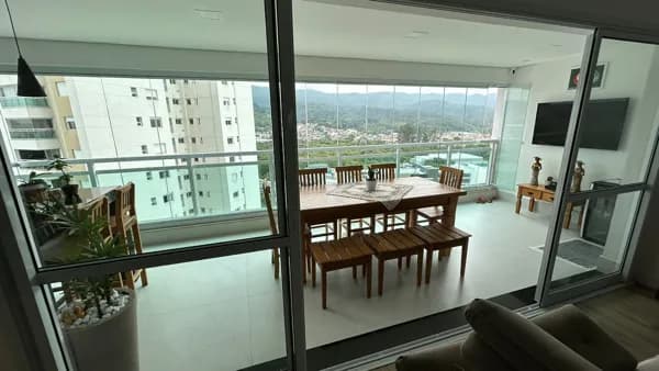 Apartamento Alto Padrão com 3 suítes no bairro Mogilar