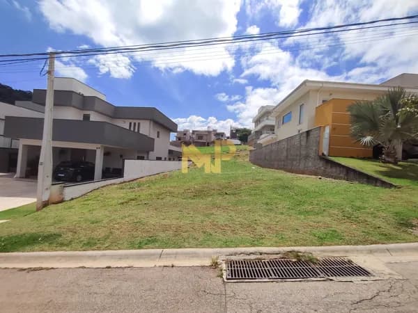 Terreno à Venda no Condomínio Ibi Aram II