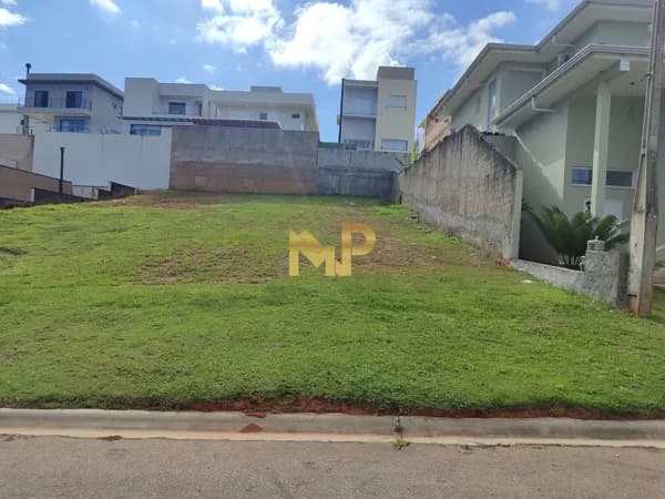 Terreno à Venda no Condomínio Ibi Aram II