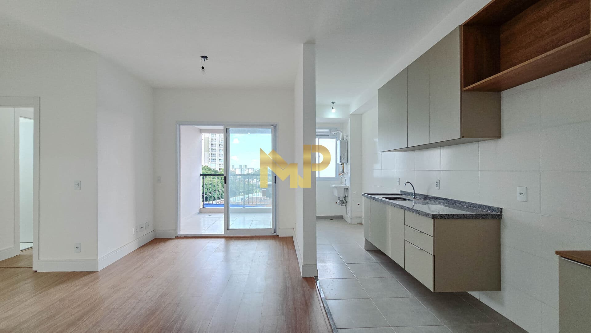 Apartamento à Venda no Condomínio La Sierra - Medeiros