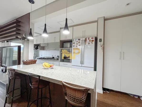 APARTAMENTO COM 3 DORMITÓRIOS À VENDA - MEDEIROS