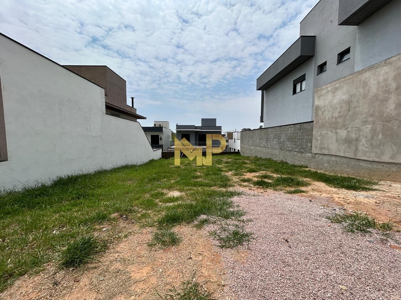 Terreno à venda no condomínio Gran Ville São Venâncio/ Itupeva