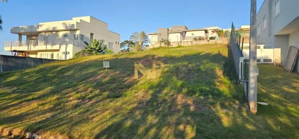 Terreno em Condomínio Residencial dos Lagos