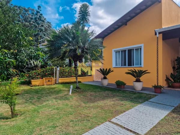 Casa à venda no Condomínio Ibi Aram I