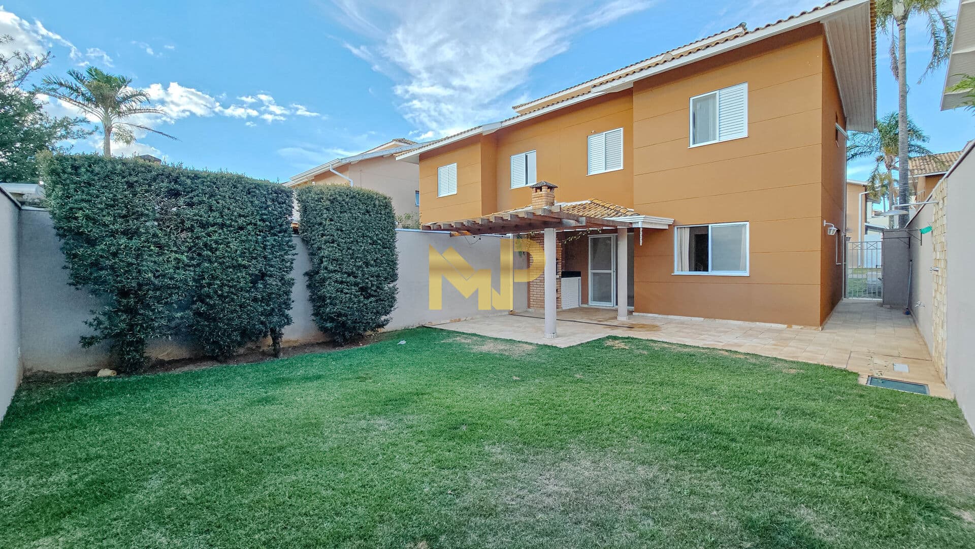Casa para venda em condomínio em Jundiaí