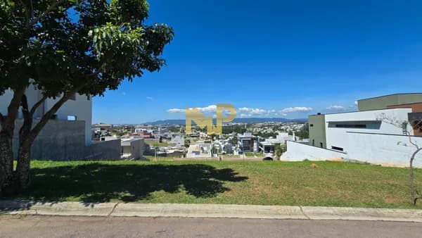 Terreno à Venda no Condomínio Ibi Aram II
