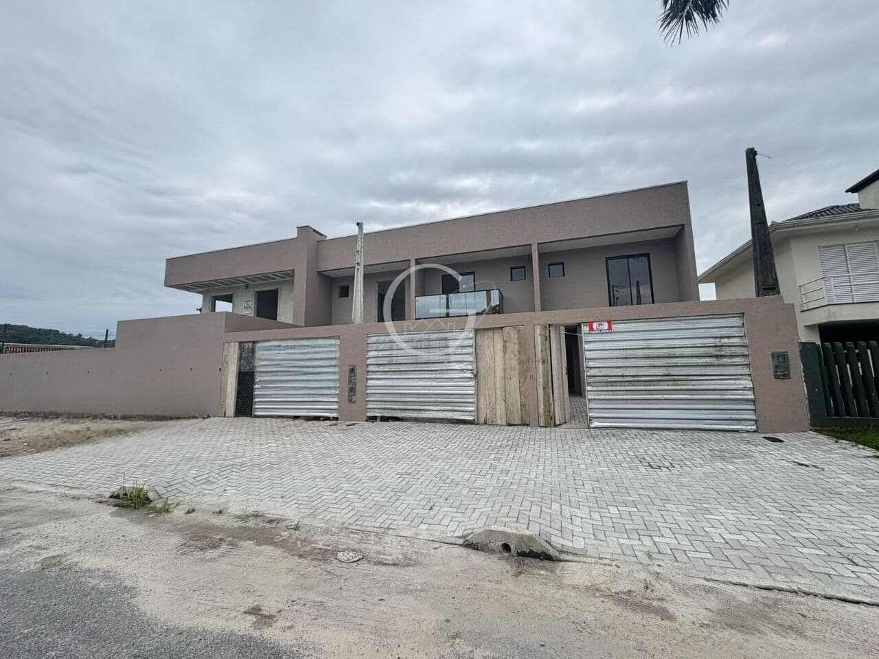 SOBRADO ALTO PADRÃO NO BOM RETIRO COM 3 SUÍTES