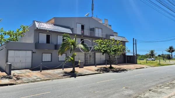 APARTAMENTO DUPLEX A UMA QUADRA MAR NO BALNEÁRIO IPANEMA! LOCAÇÃO TEMPORÁRIA