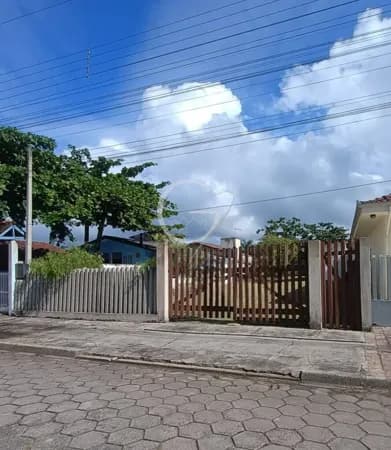 TERRENO IMPERDÍVEL EM IPANEMA